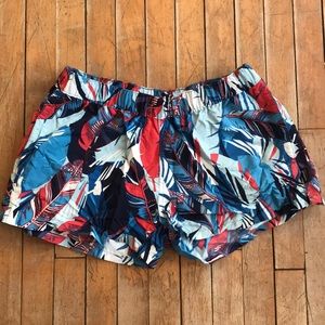 Patagonia Barely Baggies, Size M.